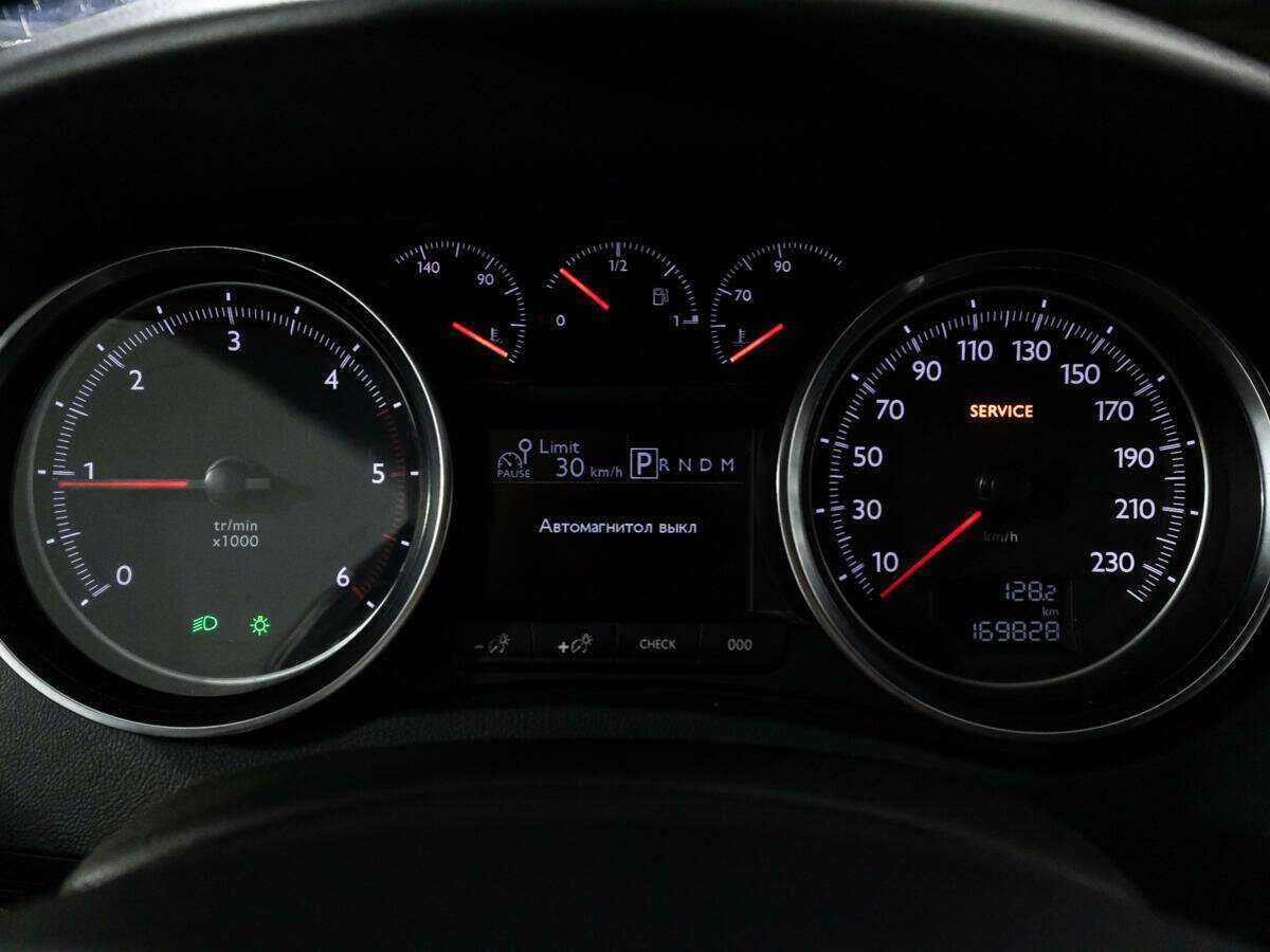 Peugeot 508, 2012 Фото №12