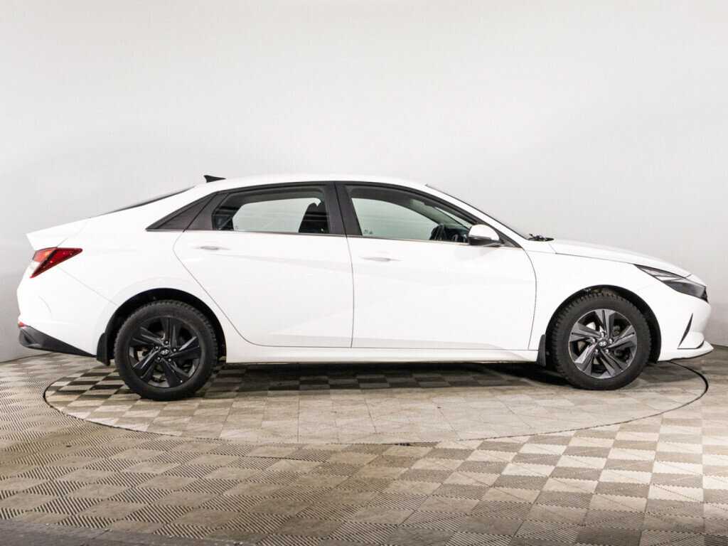 Hyundai Elantra, 2021 Фото №4