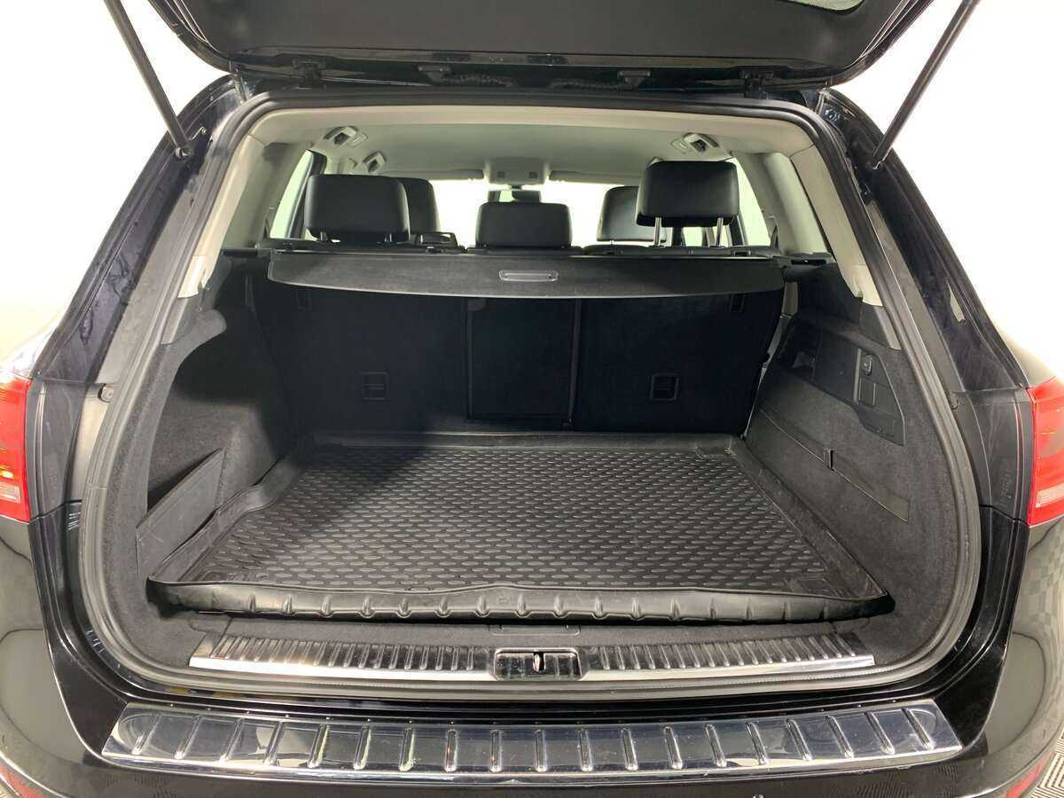 Volkswagen Touareg, 2012 Фото №18