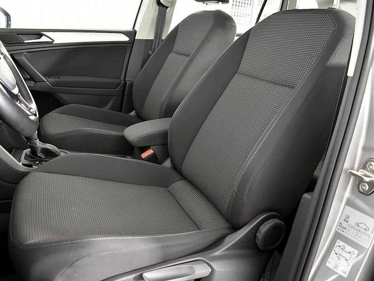 Volkswagen Tiguan, 2020 Фото №8