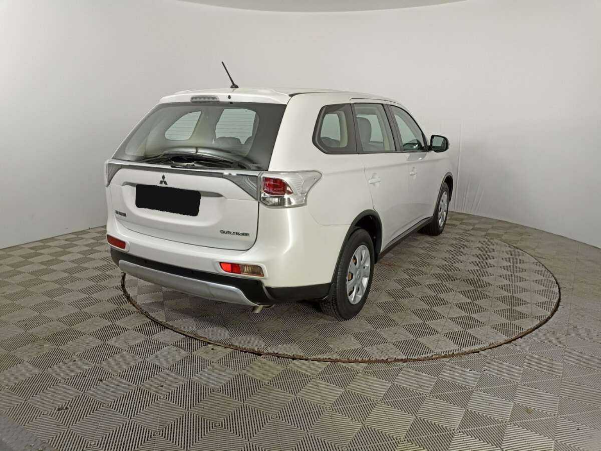 Mitsubishi Outlander, 2014 Фото №5