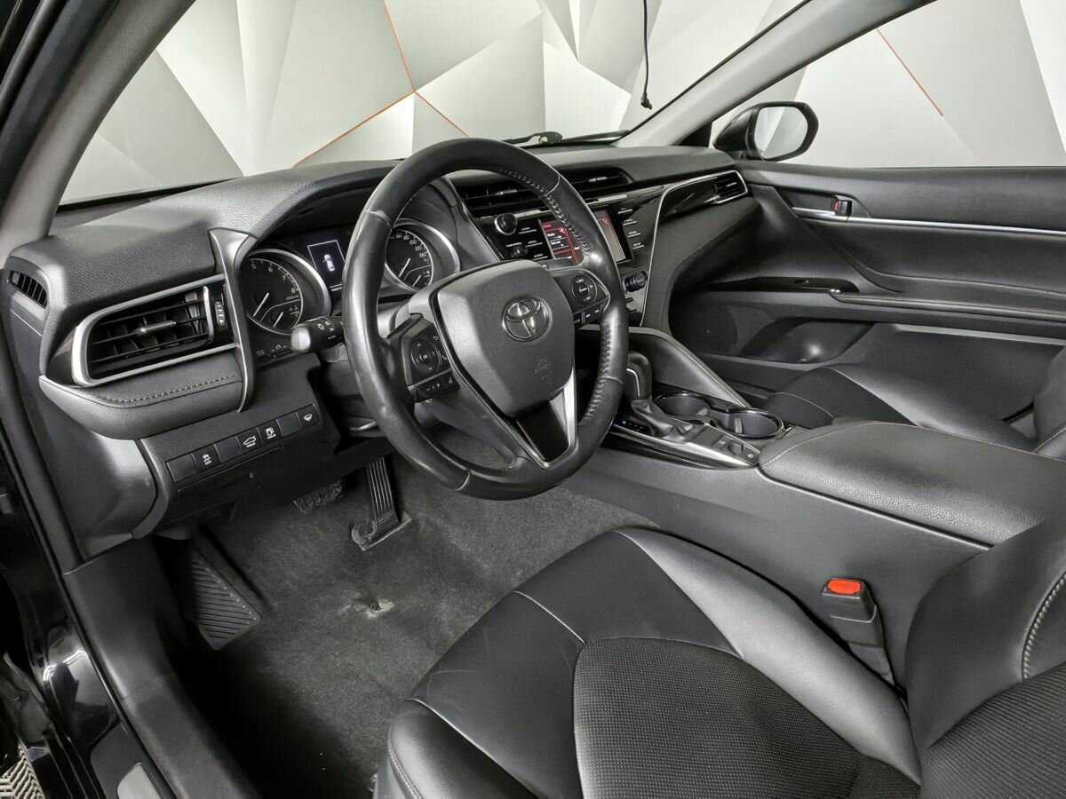 Toyota Camry, 2019 Фото №14