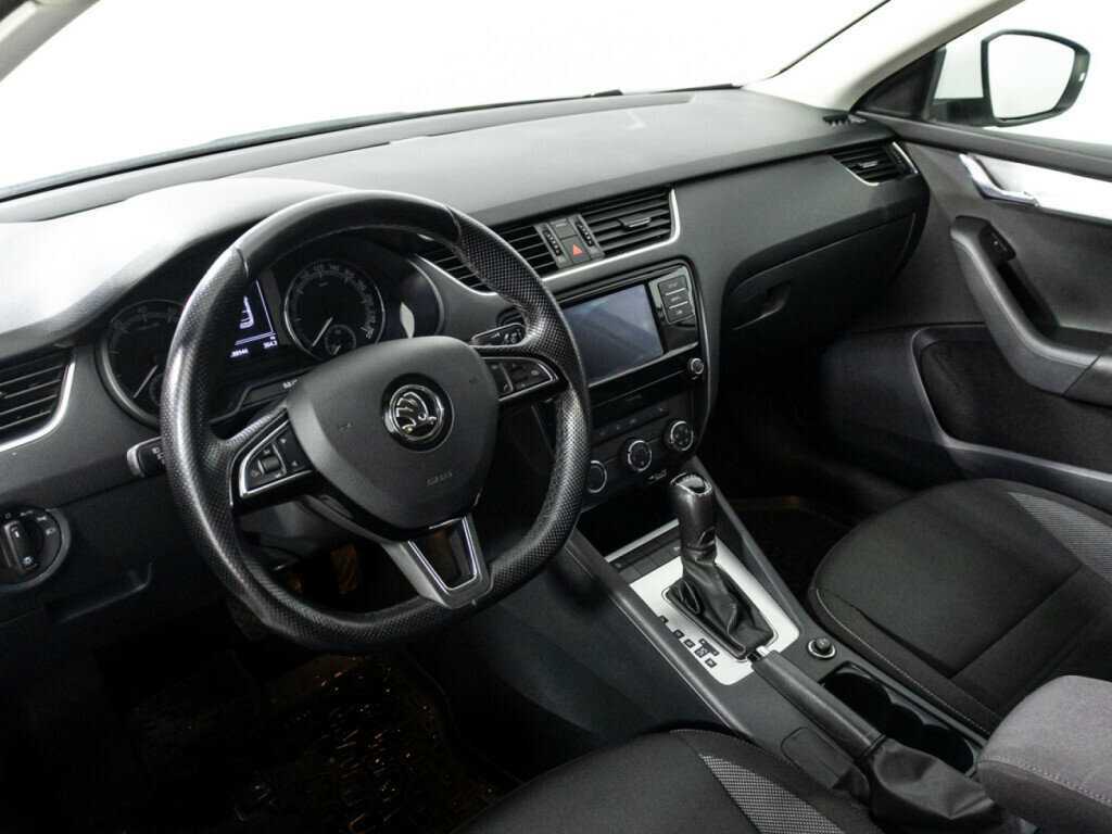 Skoda Octavia, 2018 Фото №11