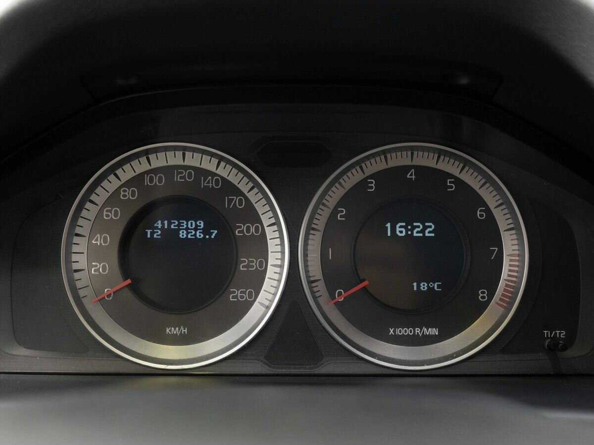 Volvo S80, 2012 Фото №17