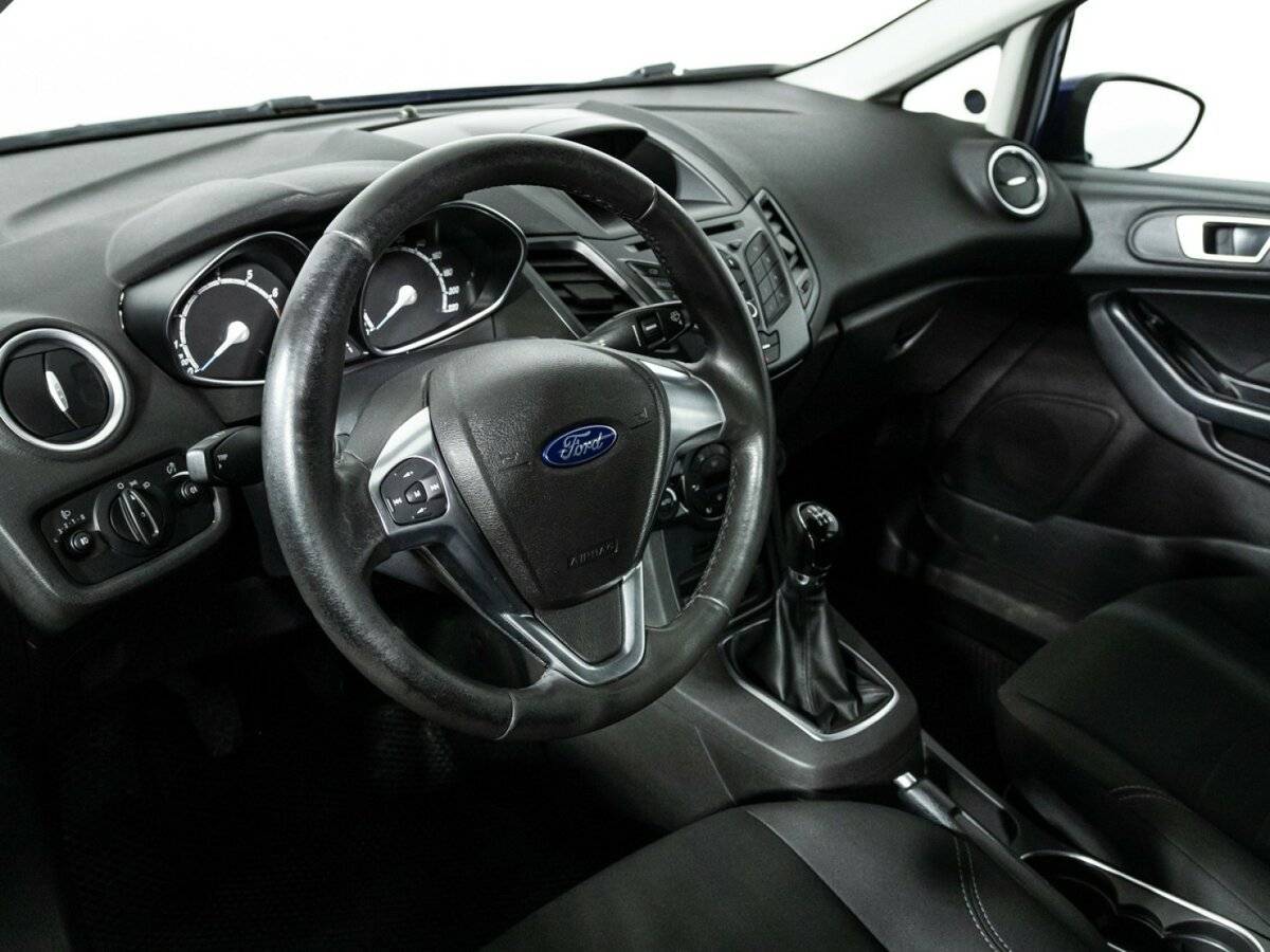 Ford Fiesta, 2015 Фото №11