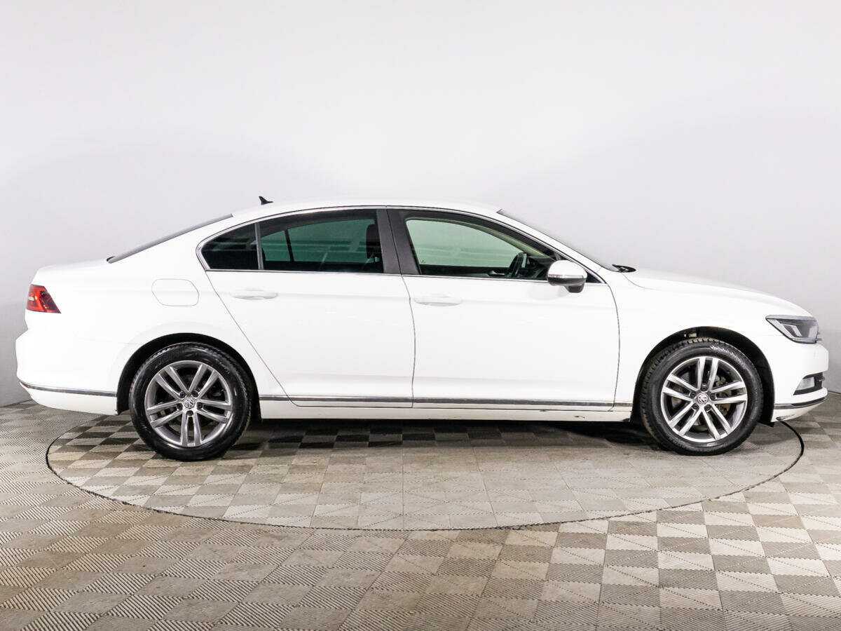 Volkswagen Passat DSG7, 2017 Фото №4