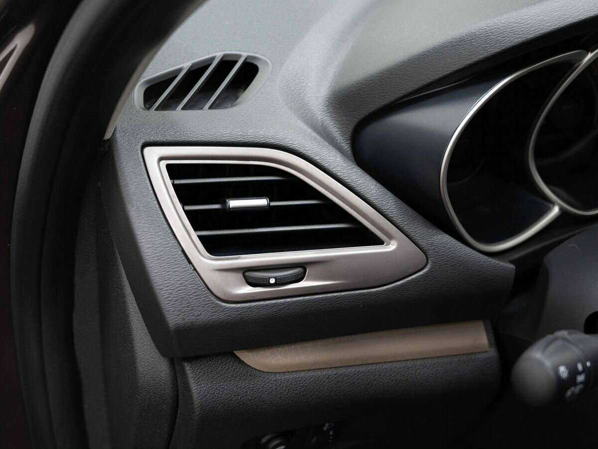 Lada (ВАЗ) Vesta, 2018 Фото №20