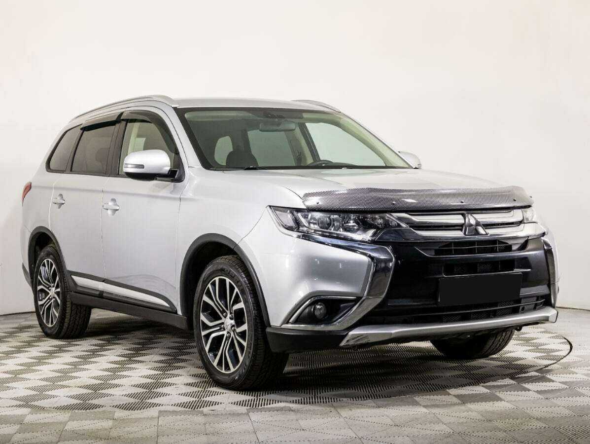 Mitsubishi Outlander, 2018 Фото №3