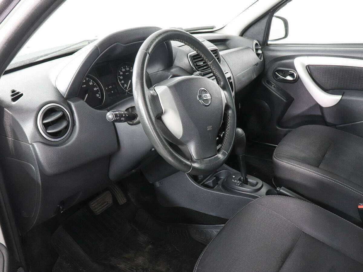 Nissan Terrano, 2014 Фото №9