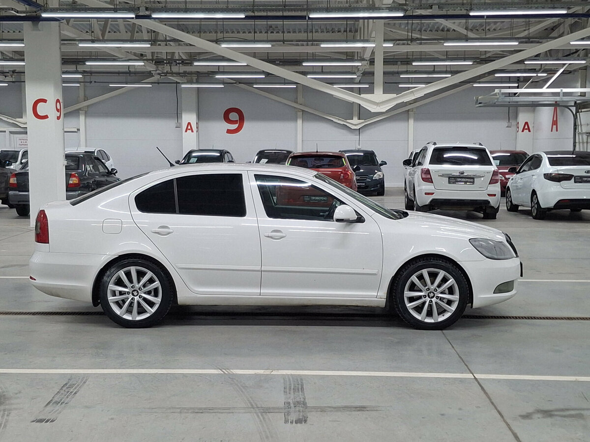 Skoda Octavia II (A5) Рестайлинг, 2012 Фото №4