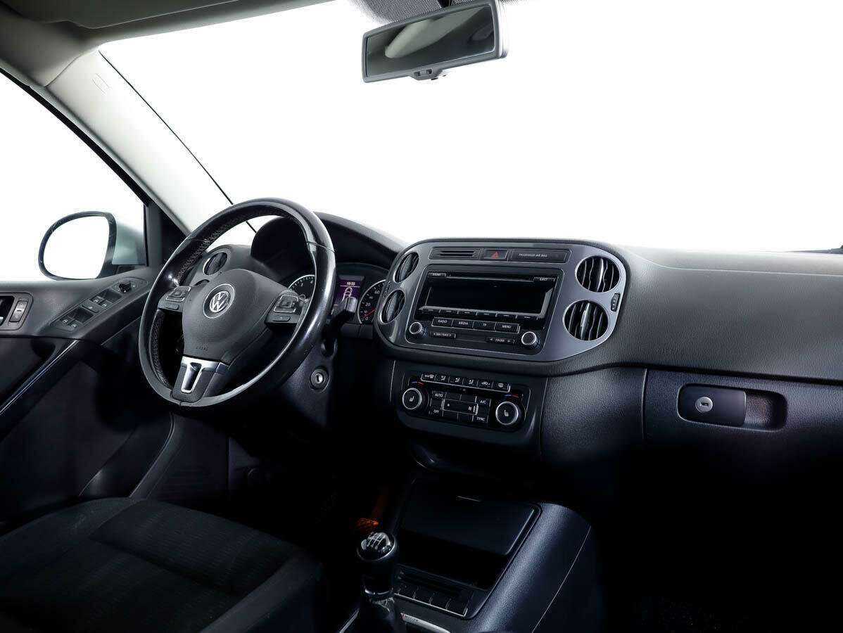 Volkswagen Tiguan, 2012 Фото №8