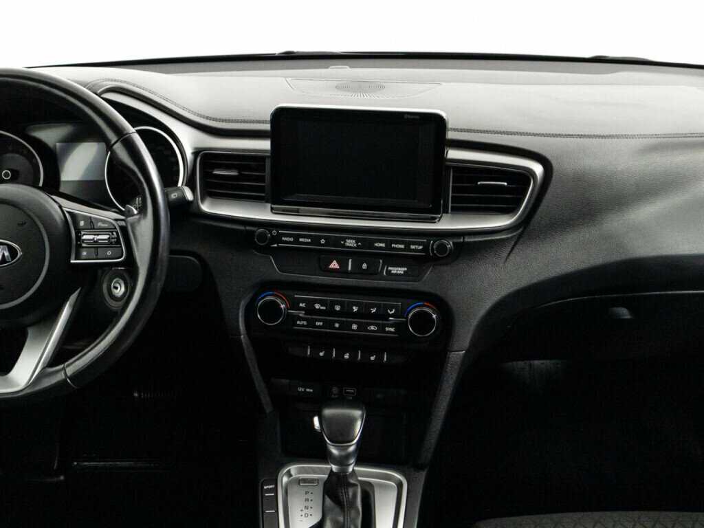 Kia Ceed, 2018 Фото №14