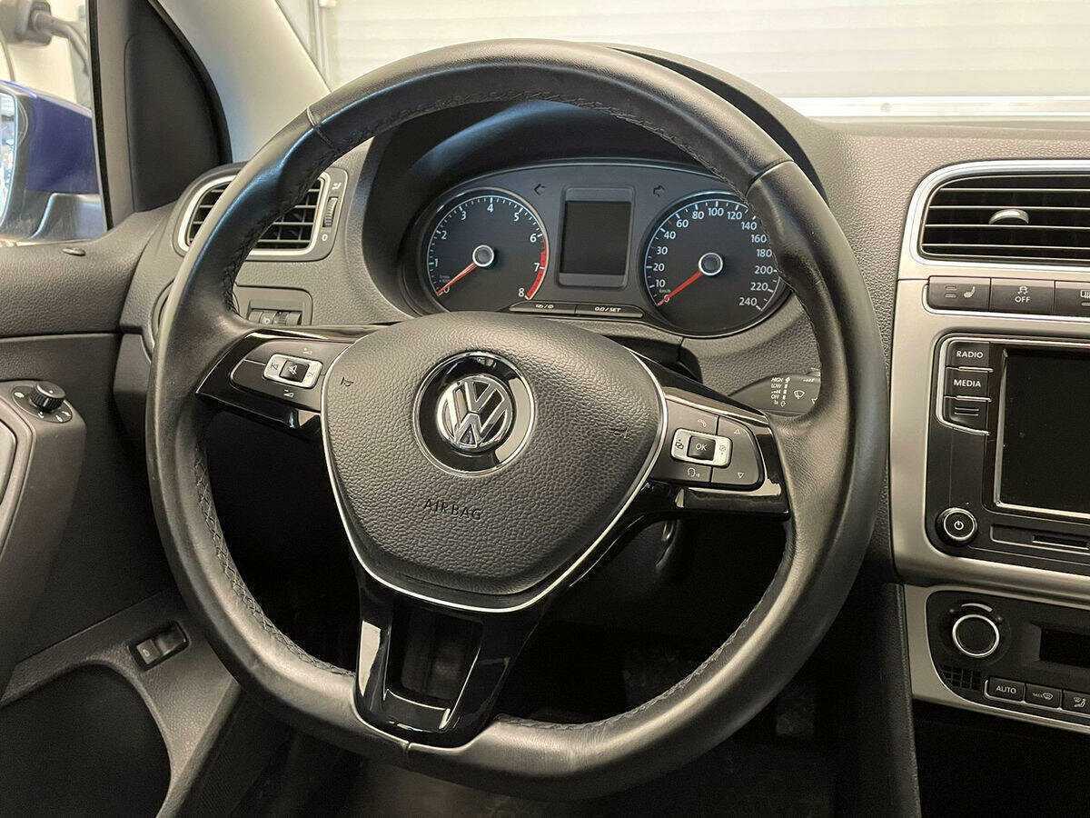 Volkswagen Polo, 2018 Фото №10