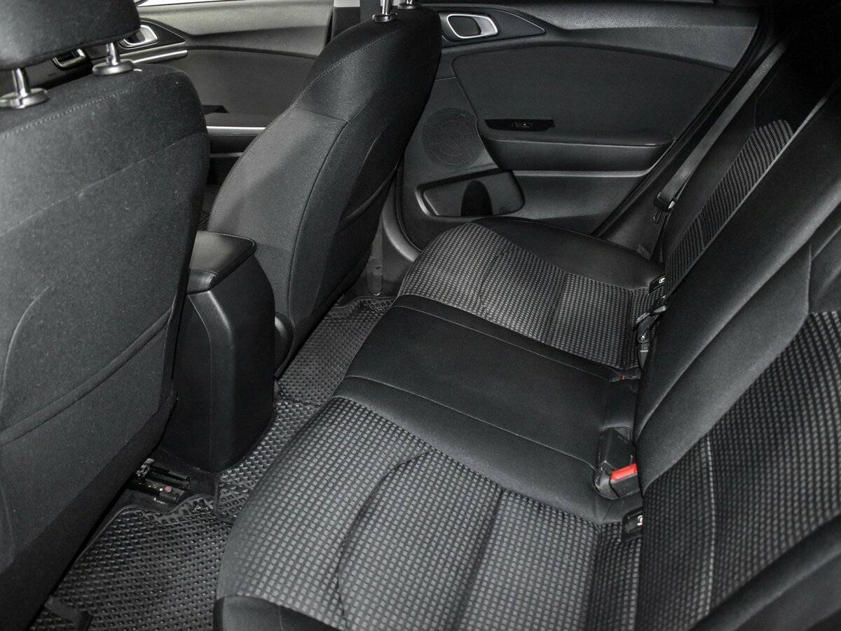 Kia Ceed, 2019 Фото №10