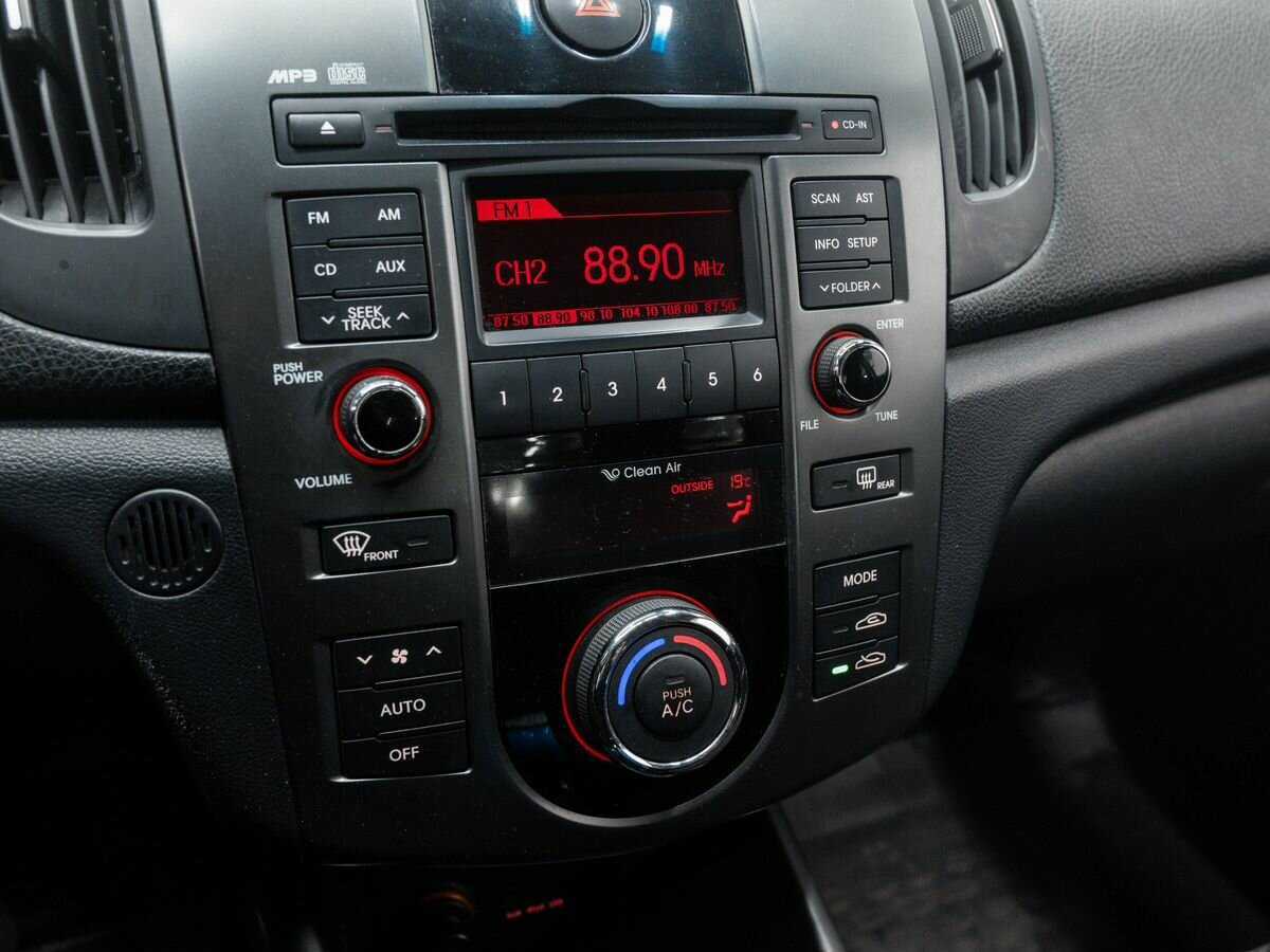 Kia Cerato 6-speed, 2012 Фото №18