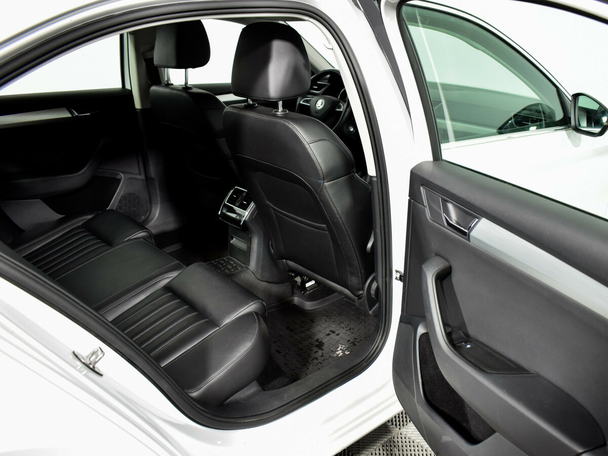 Skoda Superb III, 2018 Фото №10