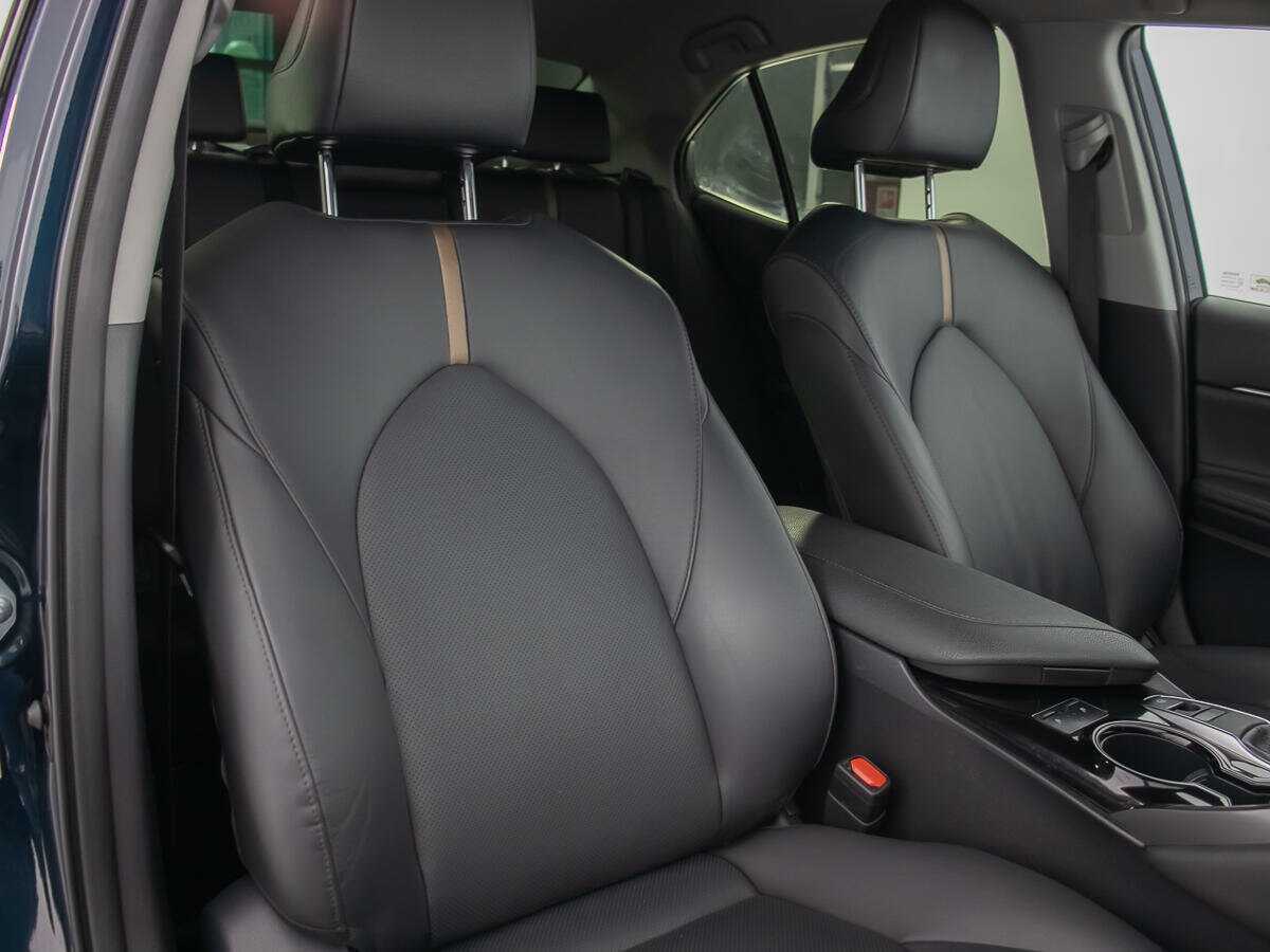 Toyota Camry, 2018 Фото №10