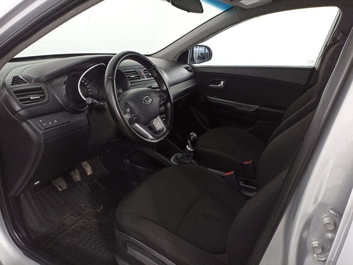 Kia Rio 5-speed, 2014 Фото №16