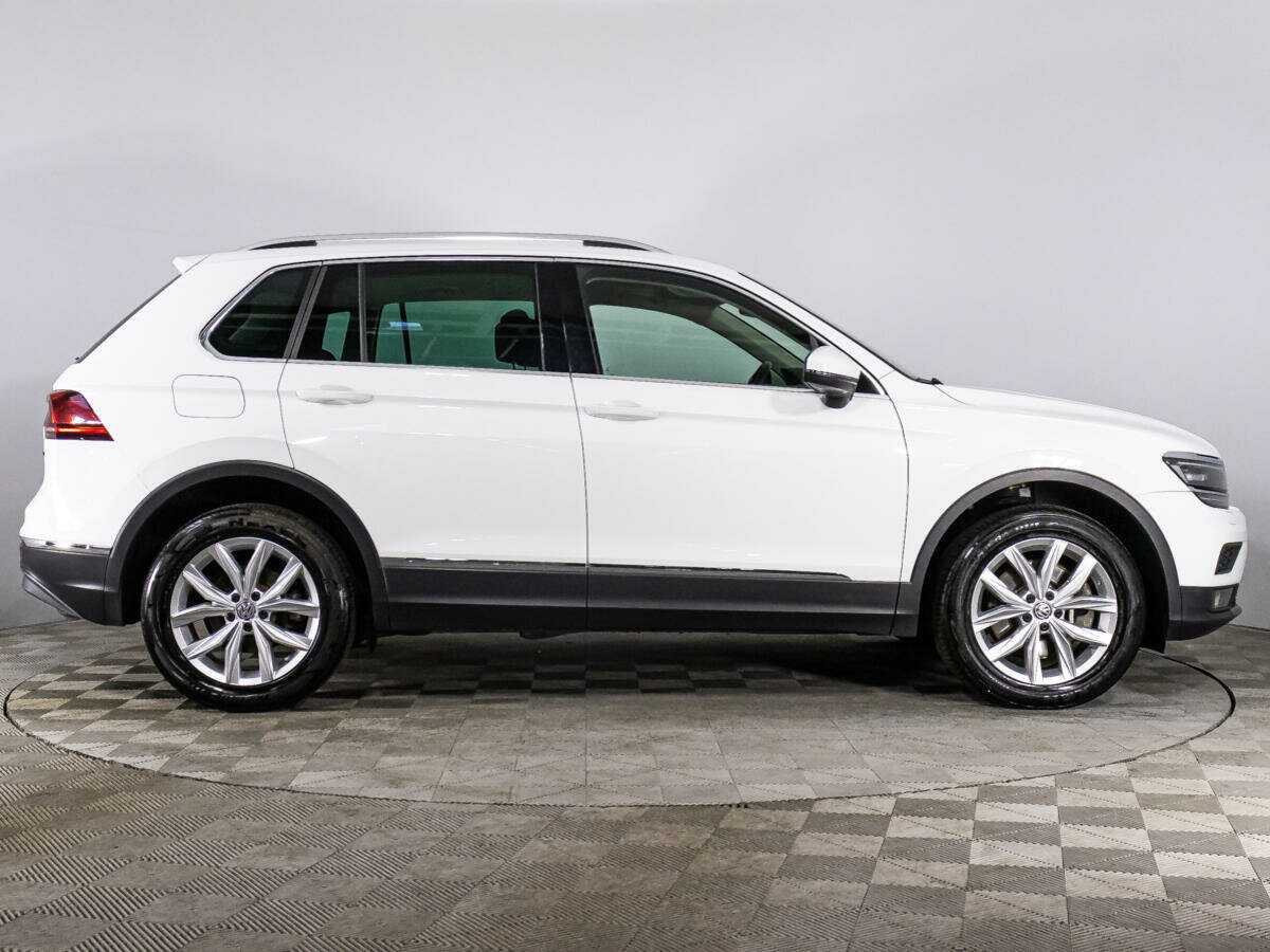 Volkswagen Tiguan, 2018 Фото №4