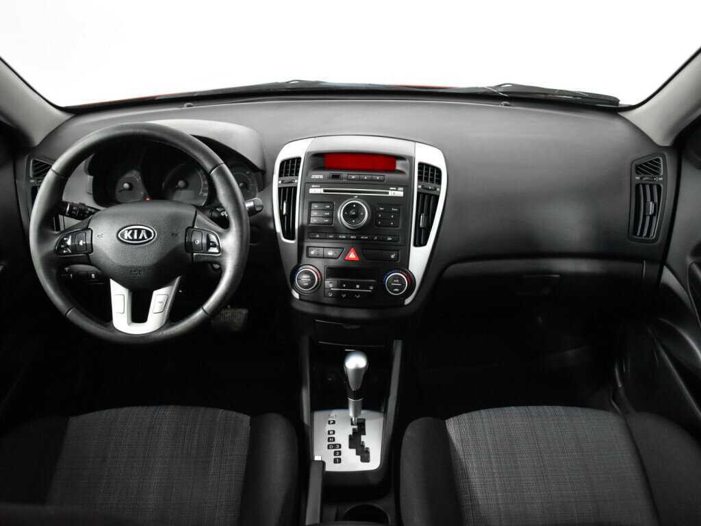 Kia Ceed, 2012 Фото №12