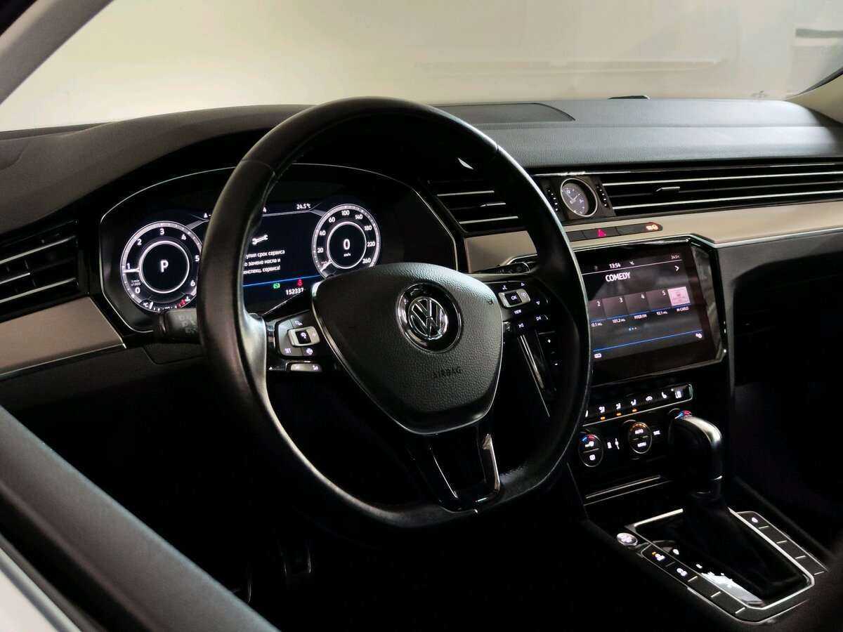 Volkswagen Passat Alltrack, 2019 Фото №16