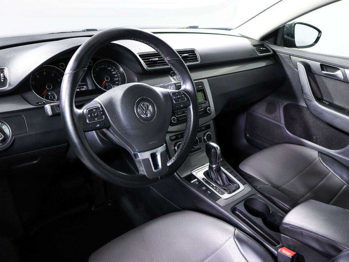 Volkswagen Passat, 2014 Фото №12