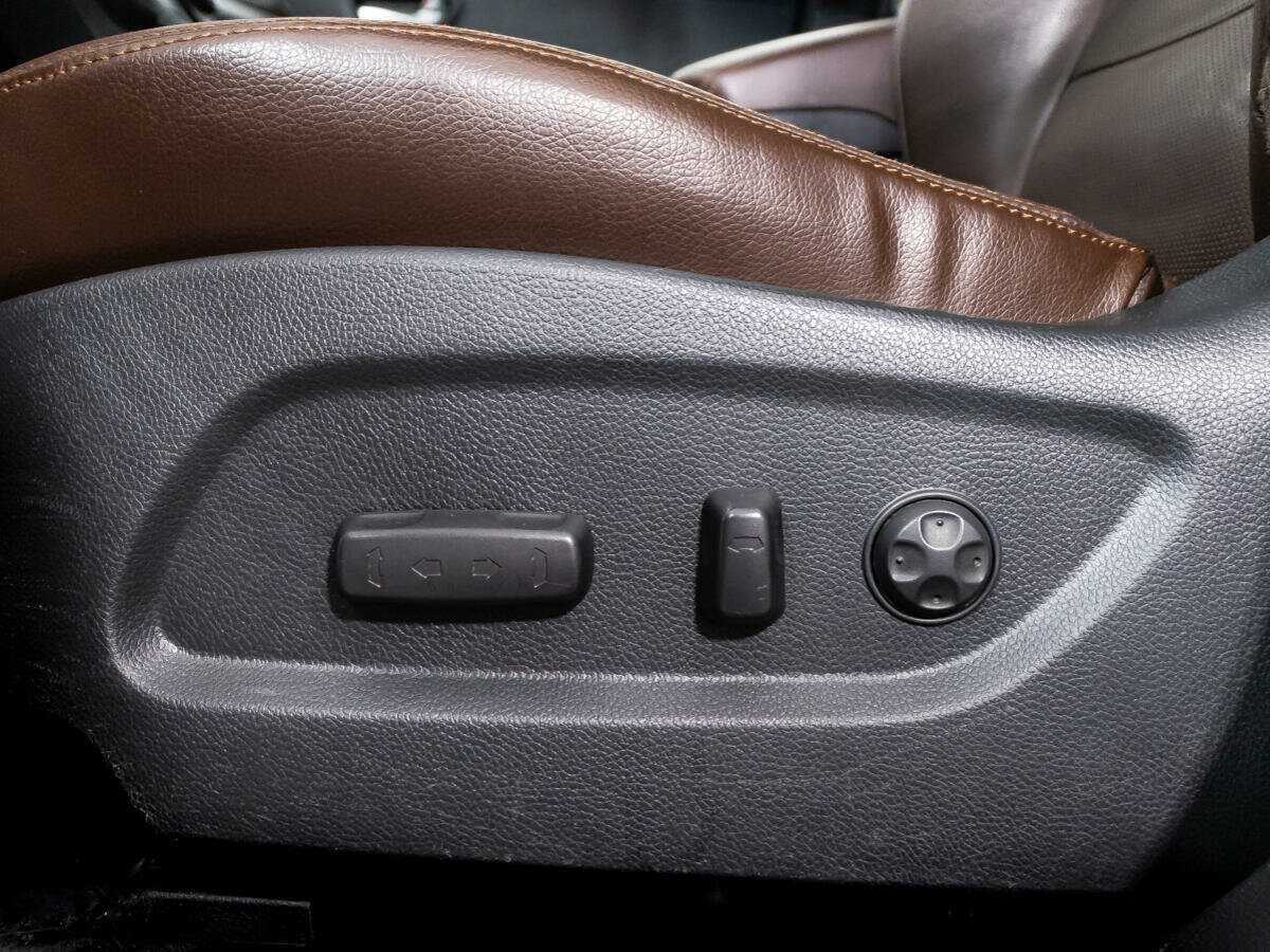 Hyundai Santa Fe Grand, 2017 Фото №20