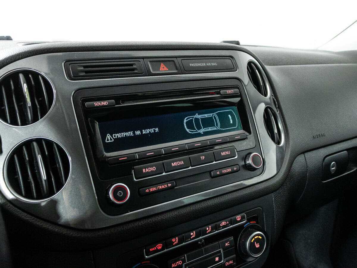 Volkswagen Tiguan, 2012 Фото №15