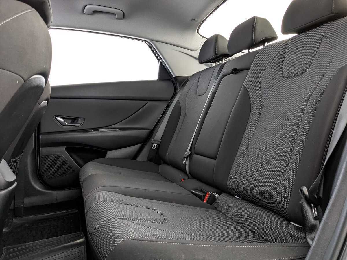 Hyundai Elantra, 2022 Фото №14