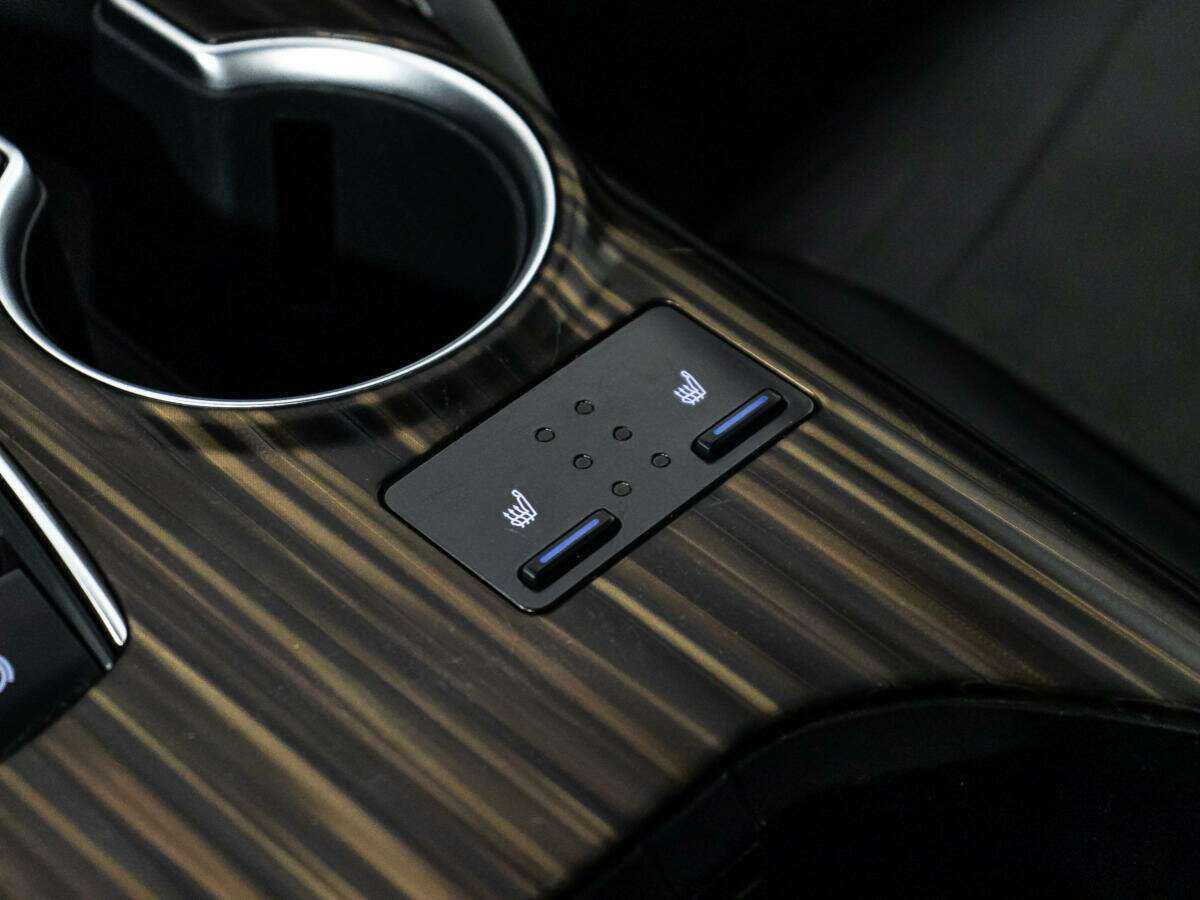 Toyota Camry, 2018 Фото №16