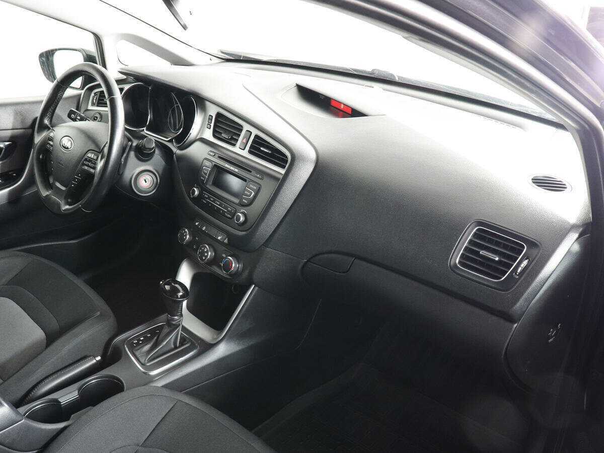 Kia Ceed, 2012 Фото №7