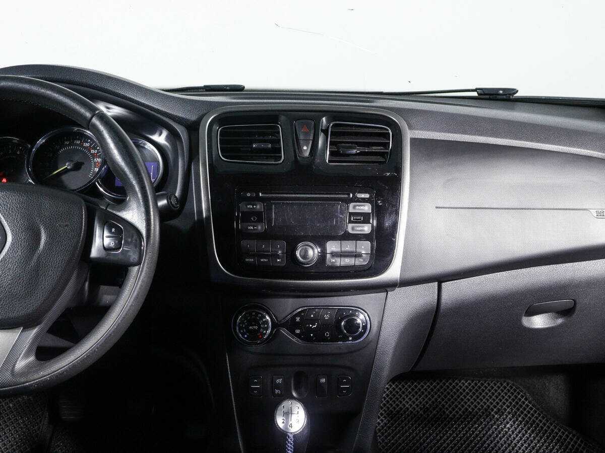 Renault Sandero Stepway, 2015 Фото №11