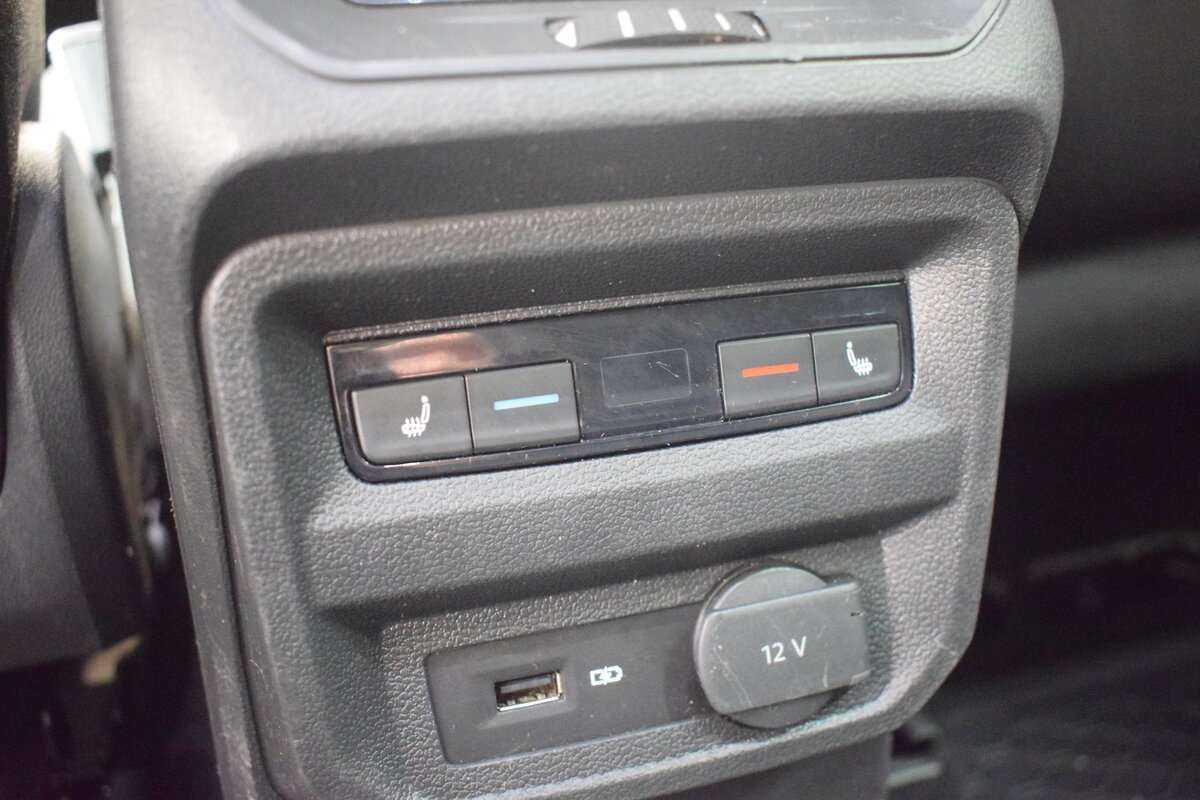 Volkswagen Tiguan, 2018 Фото №13