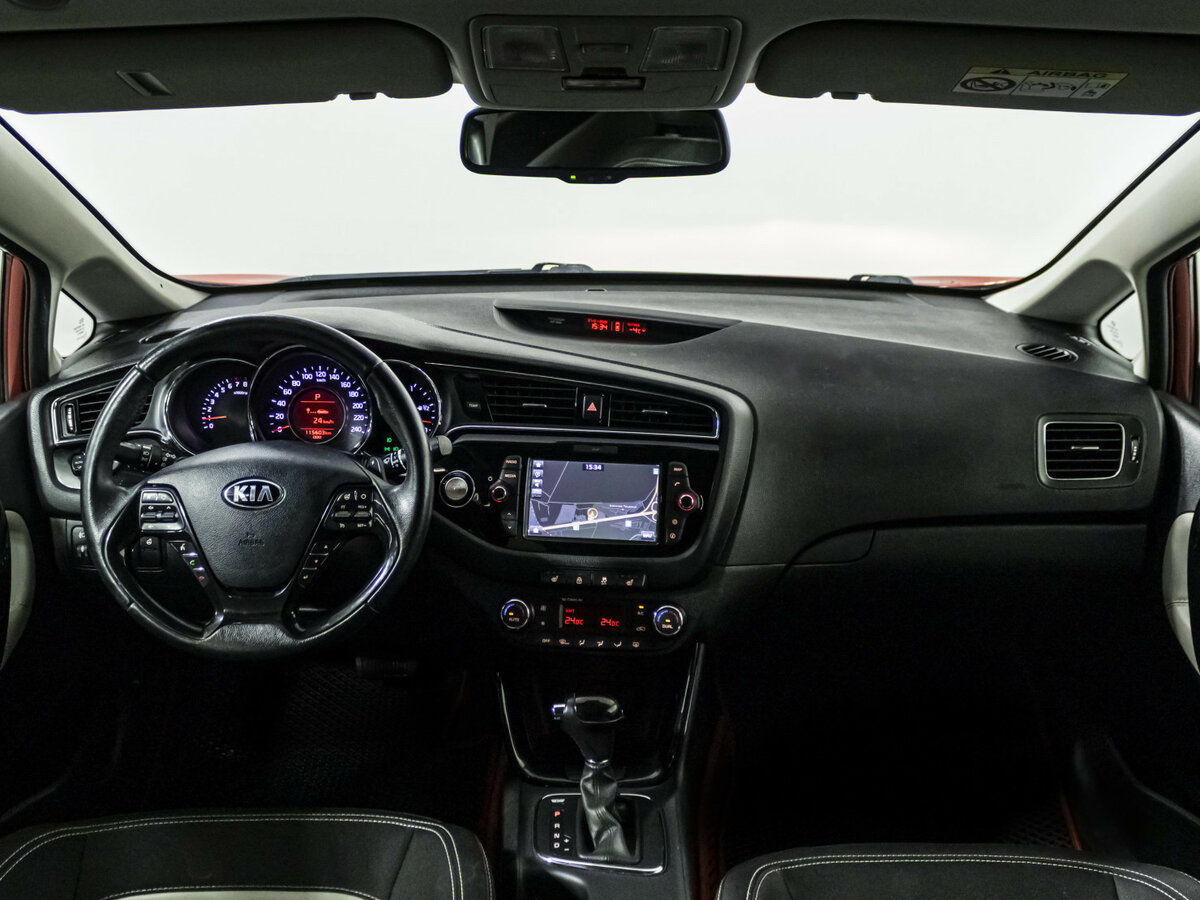 Kia Ceed II Рестайлинг, 2017 Фото №13