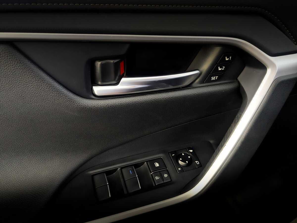 Toyota RAV4, 2020 Фото №25