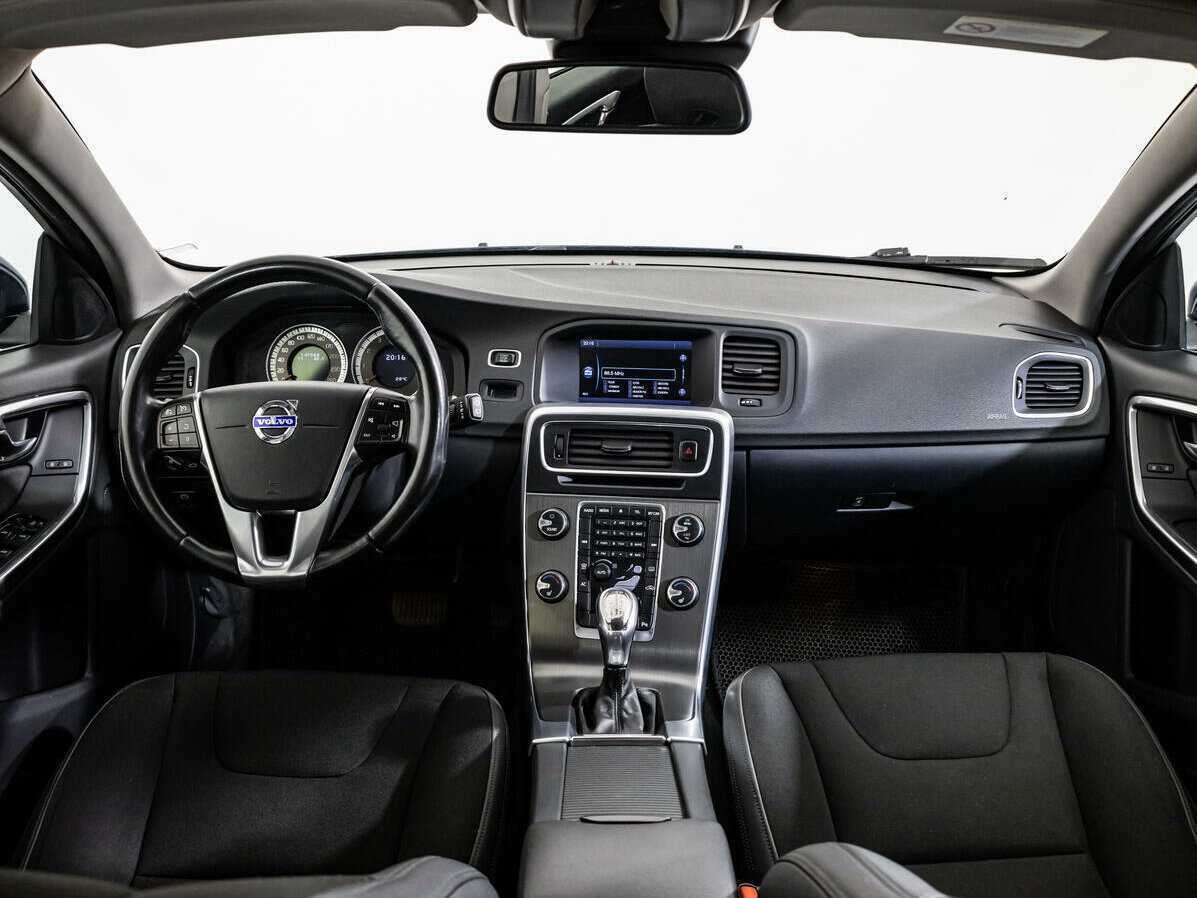 Volvo V60, 2012 Фото №13