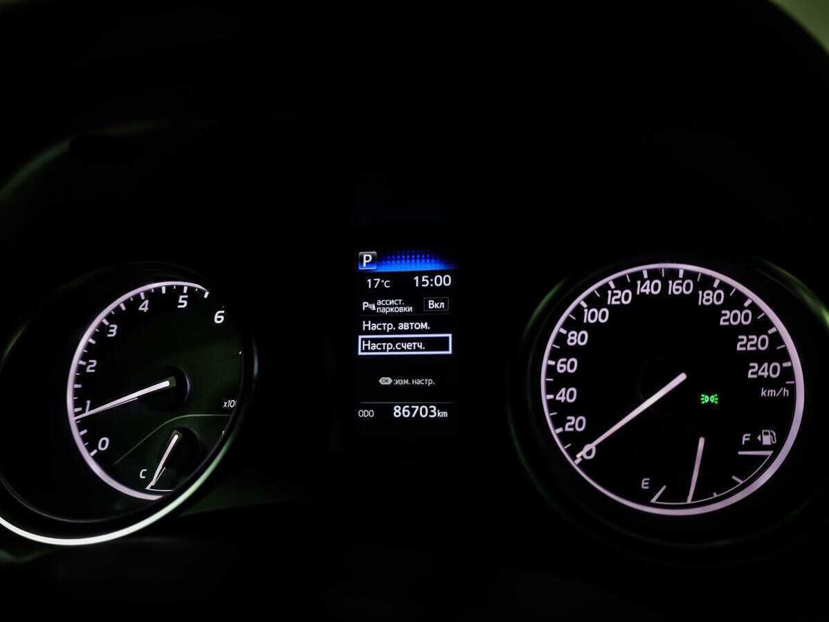 Toyota Camry, 2021 Фото №18