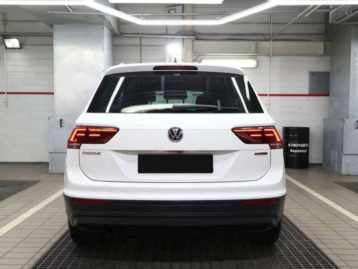 Volkswagen Tiguan, 2018 Фото №4