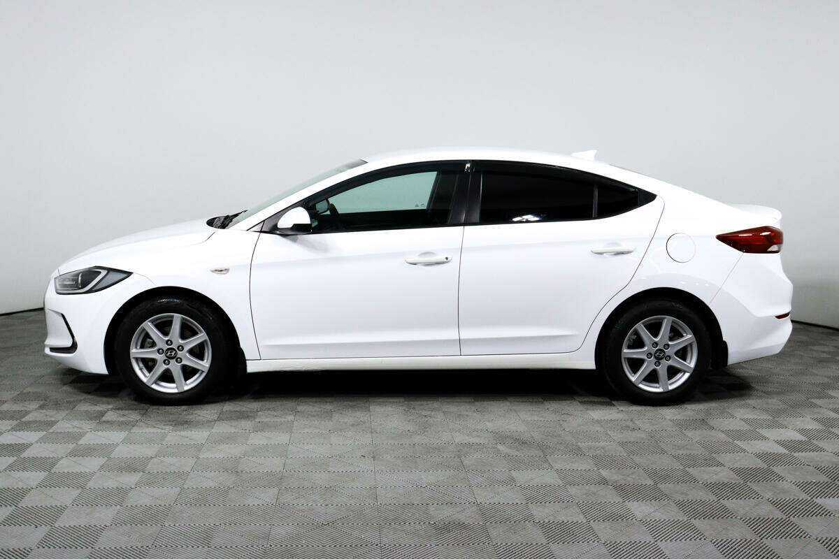 Hyundai Elantra, 2018 Фото №8