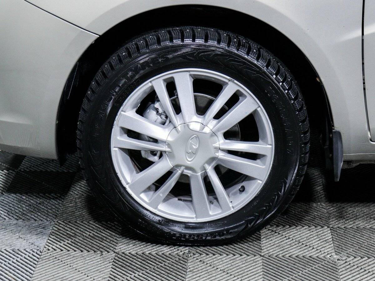 Lada (ВАЗ) Vesta SW, 2018 Фото №14