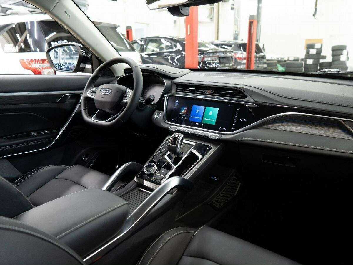 Geely Atlas Pro, 2022 Фото №17