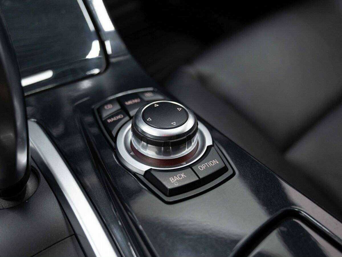 BMW 5 серии 528i, 2012 Фото №23