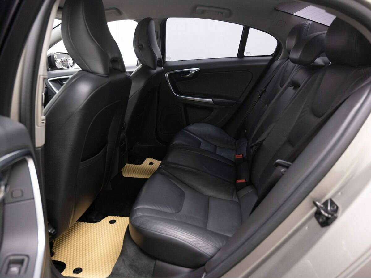 Volvo S60, 2012 Фото №9