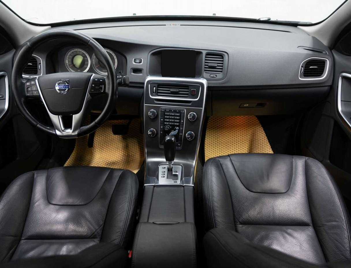 Volvo S60, 2012 Фото №13