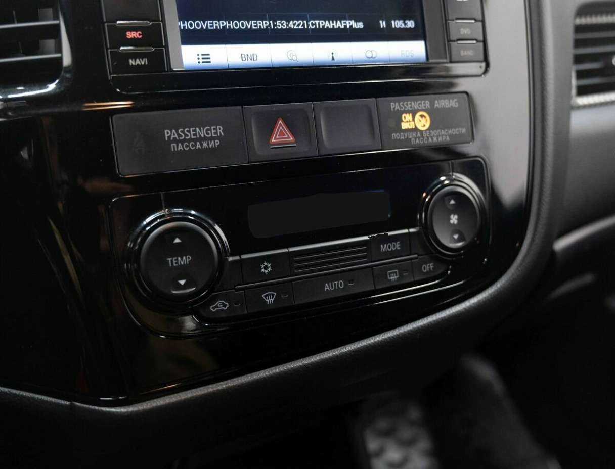 Mitsubishi Outlander, 2016 Фото №21