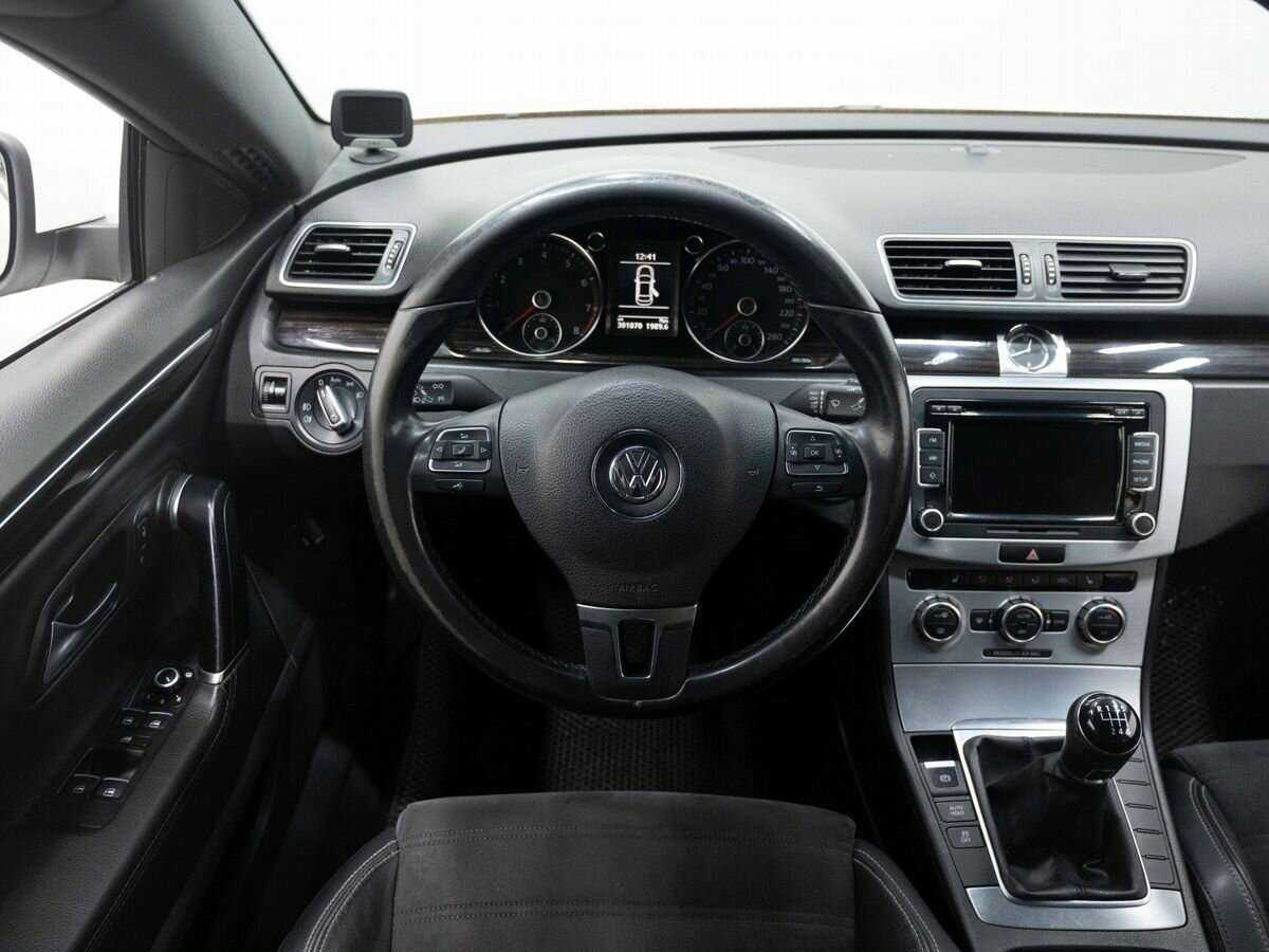 Volkswagen Passat CC, 2014 Фото №14