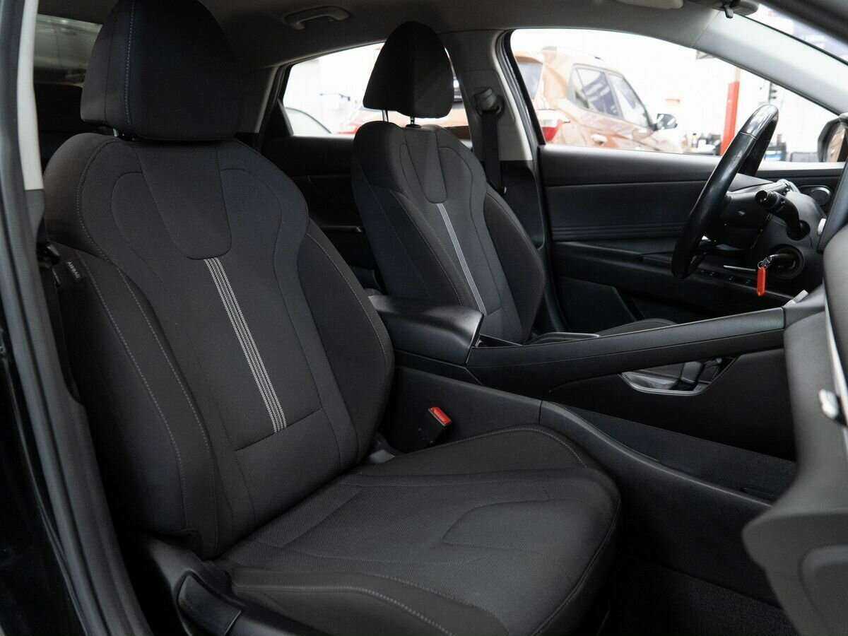 Hyundai Elantra, 2021 Фото №10