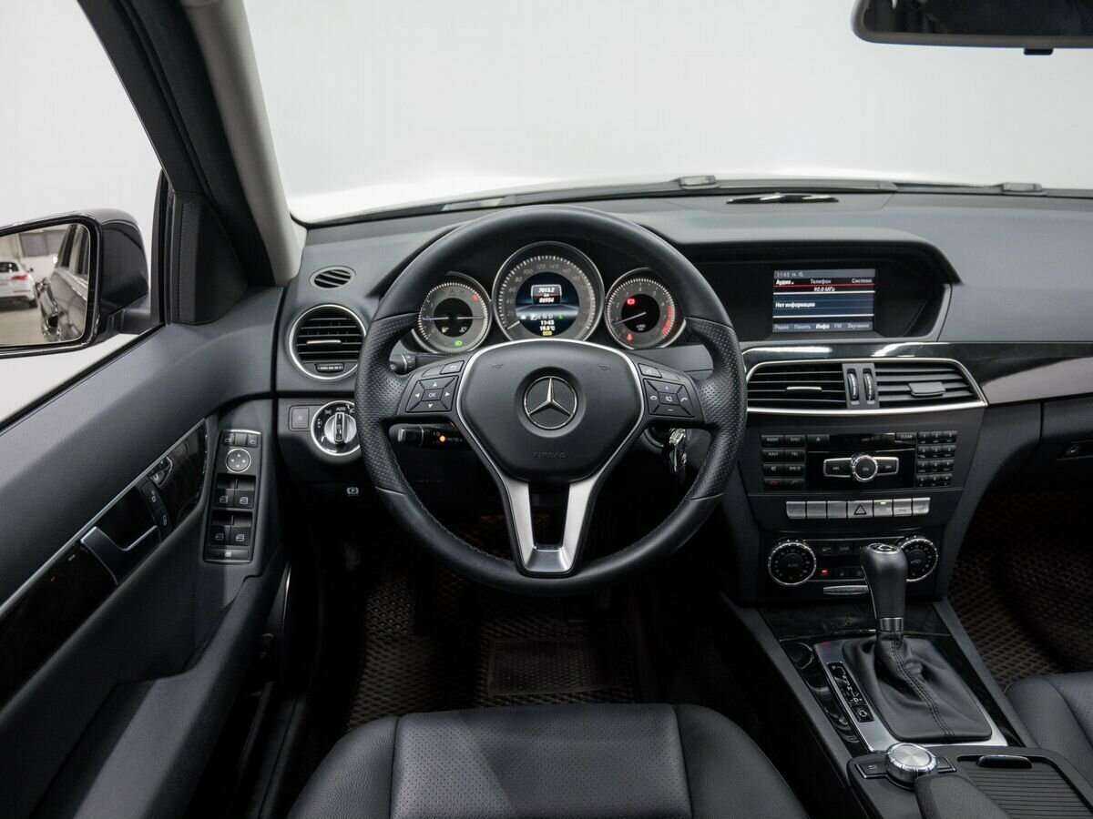 Mercedes-Benz C-Класс 250, 2013 Фото №11