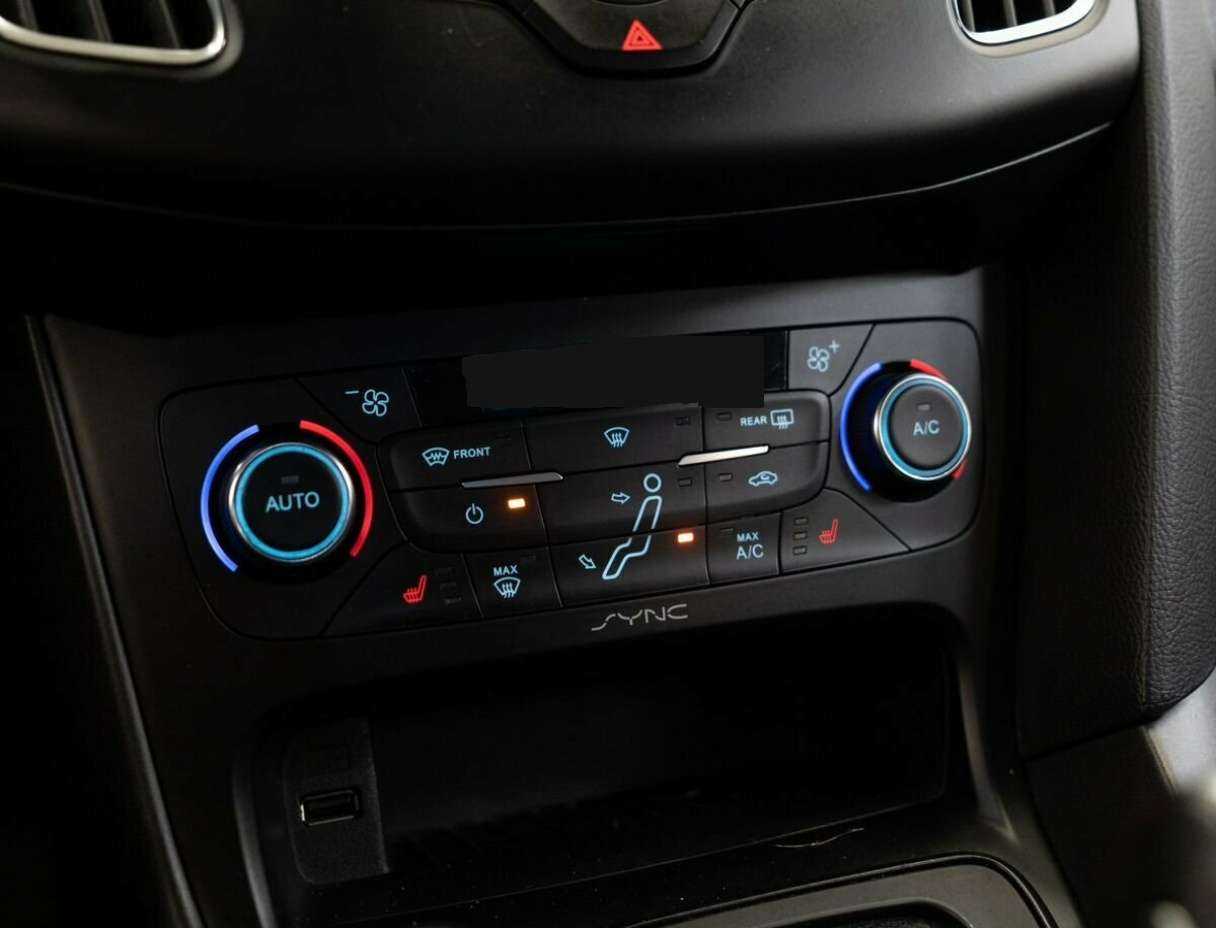 Ford Focus, 2017 Фото №13