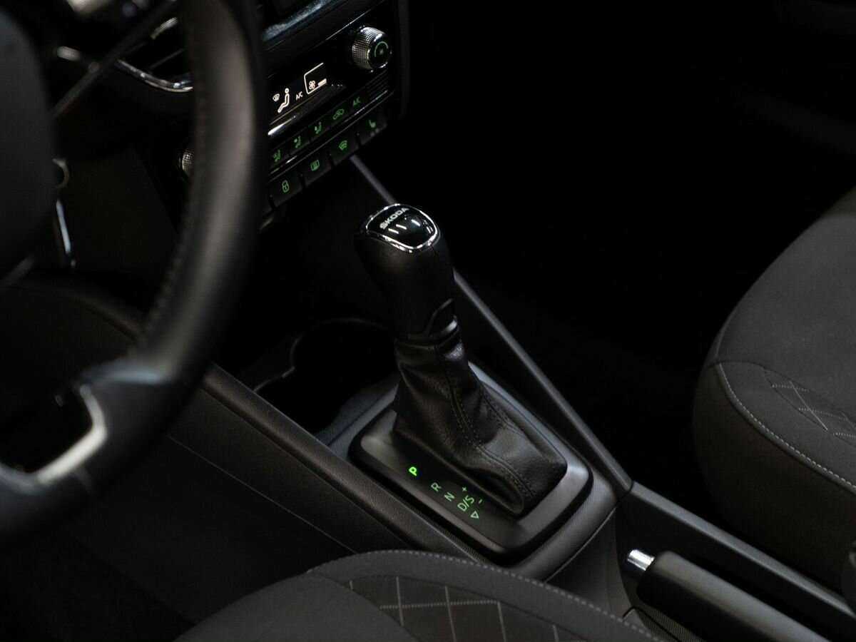 Skoda Rapid, 2021 Фото №11